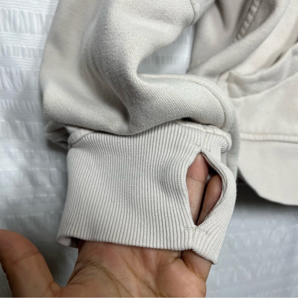 Lululemon Scuba Hoodie Half Zip Heathered
Bone/Cream Size XS/S - Picture 11 of 14